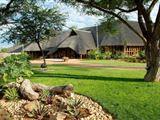 Uris Safari Loge