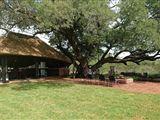 Re tse Peli Game Lodge