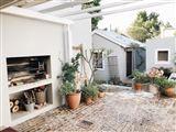La Peregrina Guest House