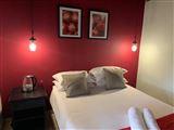 Charcoal Loge