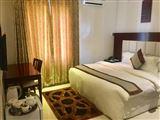 Grandbee Apartment and Residence
